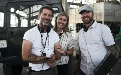 Zack Snyder, Deborah Snyder y el productor Wesley Coller en el set de El Ejército de los Muertos. (Foto: Netflix)