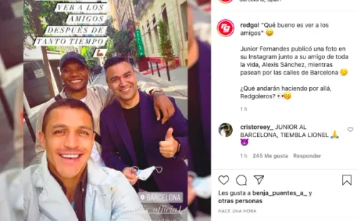 La pandilla disfrutando de los placeres de Barcelona.