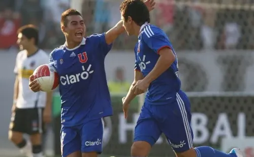 Gustavo Canales y Eduardo Vargas en la campaña 2011 de Universidad de Chile (Agencia Uno)
