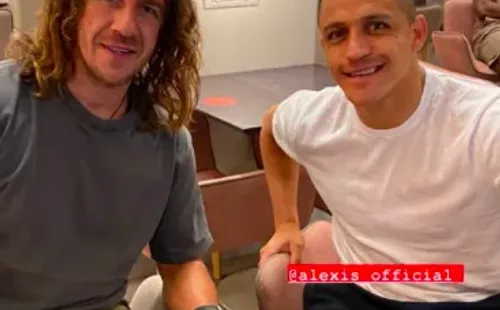 Puyol compartió su reencuentro con Alexis por redes sociales. (FOTO: @carles5puyol)