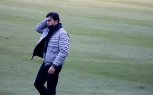 Quinteros y su PF se encontraron con varios kilos de más en el plantel de Colo Colo en 2020.