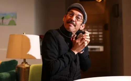 Felipe Ríos como Pedro Briones, en La Torre de Mabel.