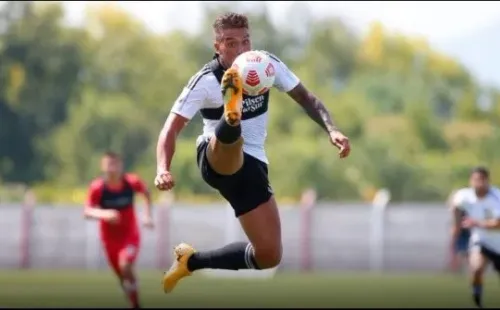 Parraguez puede tener una oportunidad en el fútbol brasileño. Foto: Colo Colo.