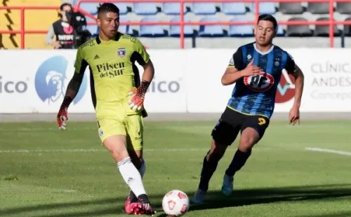 En su último partido Colo Colo venció a Huachipato con Cortés como figura, portero que será titular este domingo. (Foto: Agencia UNO)