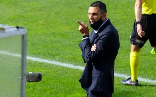 Poyet y la UC sumaron de a tres para volver al liderato del torneo.