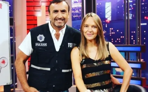 Francisco Pulgar junto a Carolina Brethauer, en Sin Dios Ni Late.