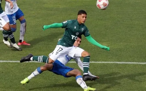 Wanderers cayó con la UC en el último duelo previo al receso por Copa América.