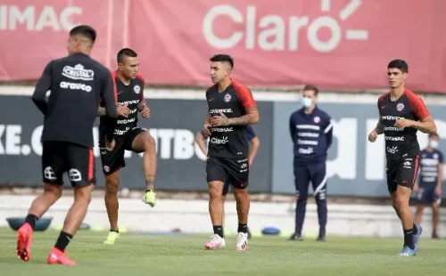 Juan Leiva se ganó la opción de estar en la Roja luego de un paso por el microciclo de Lasarte. Wiemberg y Vargas no tuvieron la misma chance para los partidos oficiales. Foto: ANFP.