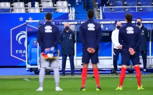 Deschamps no se marea con el cartel de favorito para la Euro 2020 y prefiere ir paso a paso junto a Francia.