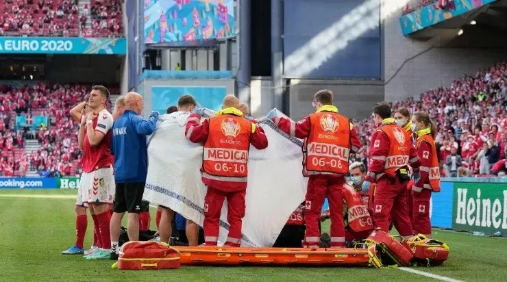 Christian Eriksen sufrió un colapso cardiaco en plena Eurocopa