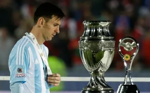 durante el partido de fútbol por la Copa America entre Chile y Argentina, Chile, el 4 de julio de 2015.Foto: Archivolatino/Roberto CandiaCOPYRIGHT: ArchivolatinoNo esta permitido su uso sin autorización.