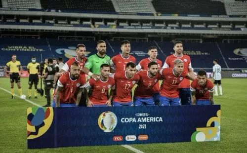El once titular de la selección chilena contra Argentina. (Foto: Agencia UNO)