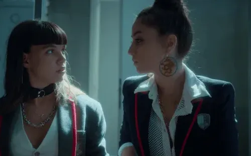 La cuarta temporada de Élite llega con nuevos personajes, más misterios y claro más de una fatídica consecuencia.