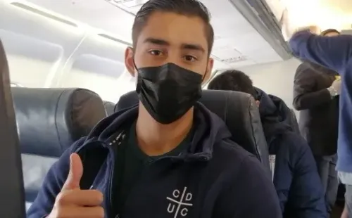 Los Cruzados abordaron el vuelo a las 14:00 horas (FOTO: CRUZADOS)