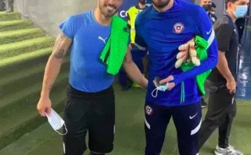 La foto de Suárez con Castellón que la rompe en internet.