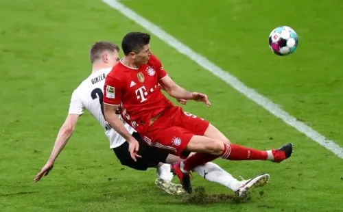 Lewy tiene contrato con el Munchen hasta 2023.