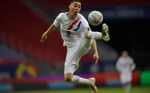 Miguel Almirón fue una de las figuras de Paraguay (Getty Images)