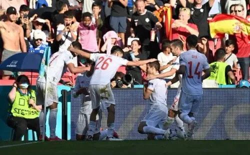César Azpilicueta puso el 2-1 de España ante Croacia. (Foto: Getty Images)