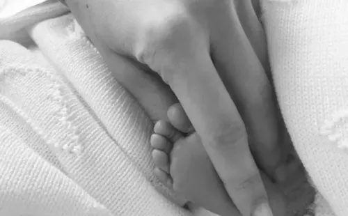 La publicación de la novia de J Balvin, Valentina Ferrer, confirmando la llegada de su primer hijo.(2)