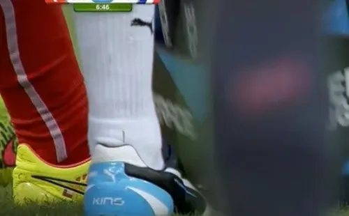 Los antiguos zapatos de Ricardo Rodríguez
