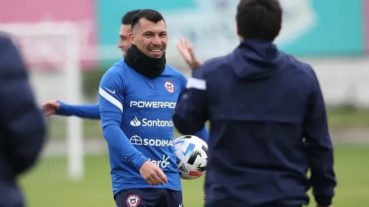 Gary Medel se mantiene como puntal en la selección chilena