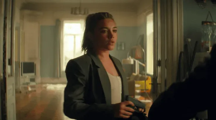 Black Widow: Yelena Belova sorprendiendo a Natasha Romanoff con el hecho de que la Habitación Roja no había sido destruida en Budapest.