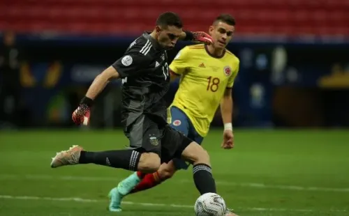 Martínez se convirtió en héroe de Argentina ante Colombia. Foto: Getty
