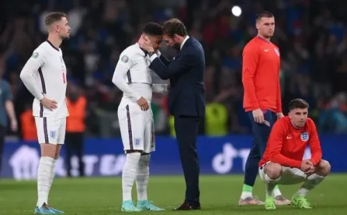 Gareth Southgate está en la cima de la polémica por la derrota de Inglaterra y sus cambios en la Euro 2020. Foto: Getty Images