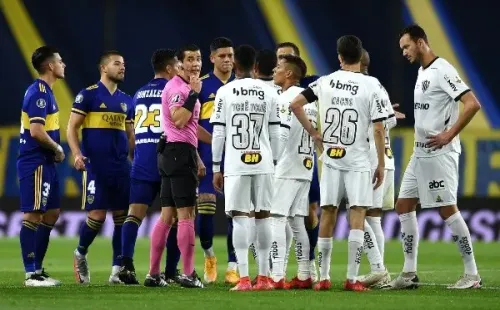 Boca Juniors fue puro reclamo tras el gol anulado por el VAR. Foto: Getty Images
