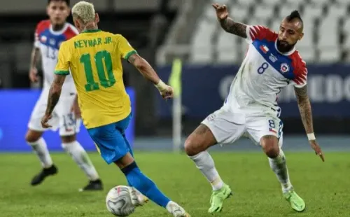 Arturo Vidal en la Copa América frente a Brasil por los cuartos de final.