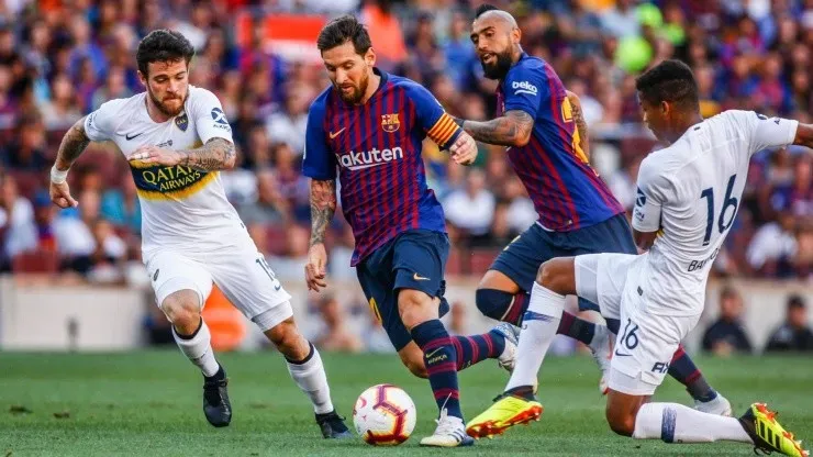 Arturo Vidal jugó su primer partido en el Barcelona ante Boca Juniors