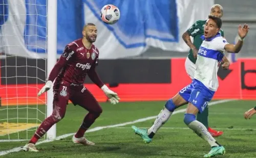 Universidad Católica no pudo definir con claridad en la portería y cayó ante Palmeiras. Foto: Agencia Uno