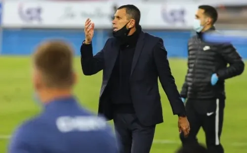 Poyet valoró lo hecho por sus dirigidos ante Colo Colo. Foto: Agencia Uno