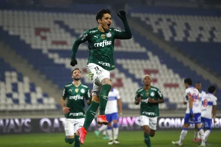 Raphael Veiga fue el autor del gol del verdao ante la UC en San Carlos de Apoquindo. (Foto: Getty)