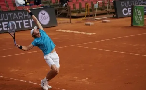 Nico Jarry debutó con triunfo en el Challenger de Tampere.