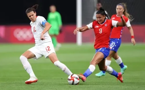 María José Cote Urrutia defendiendo a la selección chilena contra Canadá. (Foto: Getty Images)