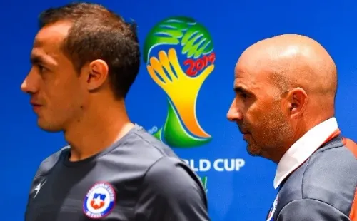 Marcelo Díaz y Jorge Sampaoli en el Mundial de Brasil 2014 (Getty Images)