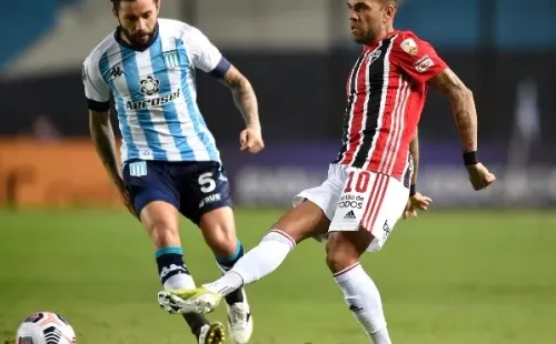 Eugenio Mena fue uno de los puntales en Racing en el proceso de Juan Antonio Pizzi (Getty Images)
