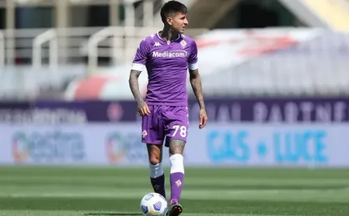 Pulgar se mantiene firme en la Fiorentina pese a rumores de su salida. Foto: Getty Images