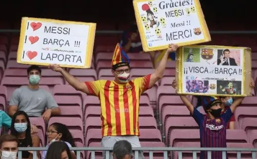 Hinchas del Barça critican a Laporta por dejar partir a Messi. (FOTO: Getty)