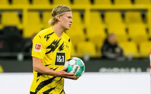 Haaland llega a la final de la Supercopa ante Bayern tras marcar un doblete ante Frankfurt.