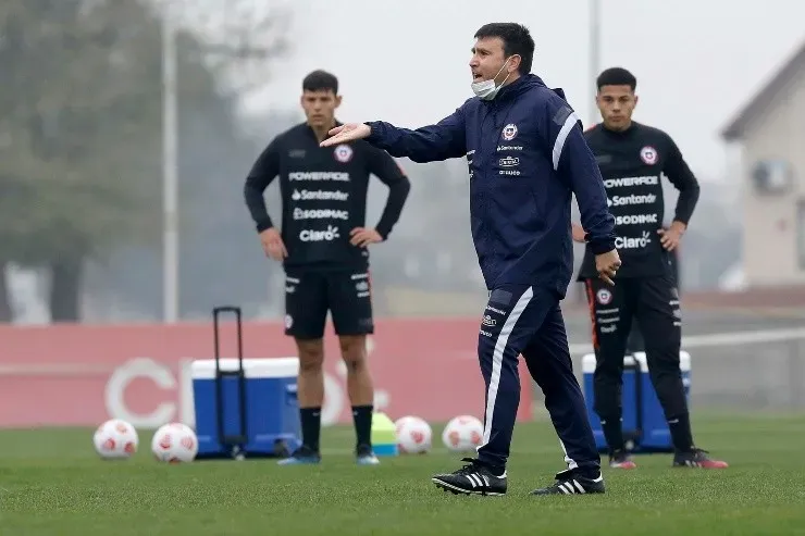 Ormazábal y su CT trabajan duro junto a Chile Sub 20(FOTO: ANFP)