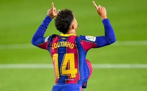 Coutinho portó la 14 la temporada pasada. Ahora podría ser la 10 que dejó vacante Lionel Messi. Foto: Getty Images