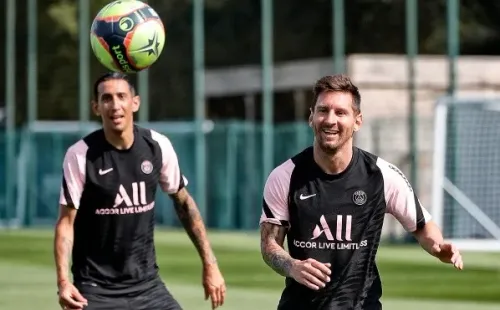 Lionel Messi se entrena a la espera de su ansiado debut