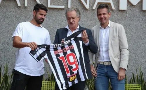 Diego Costa es presentado con la 19 y rechaza ser un jugador conflictivo (Atlético Mineiro)
