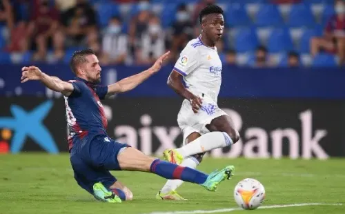 Vinicius entró por Hazard a los 59′ y cambió el partido, luciéndose con un doblete ante Levante.