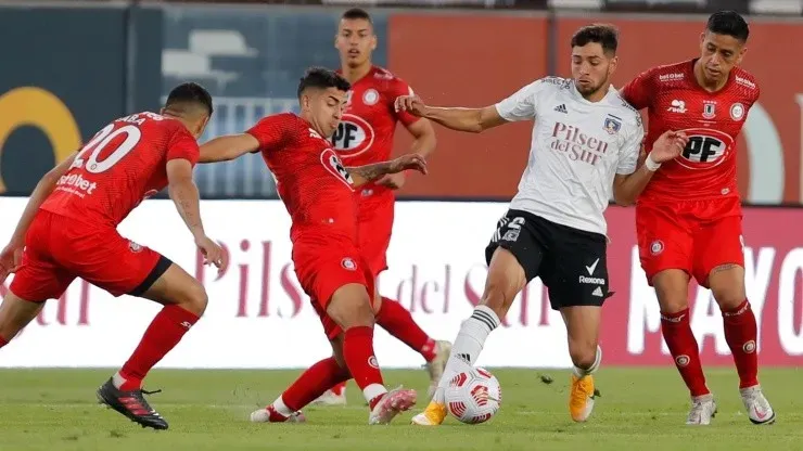 Gonzalo Fouillioux destaca las virtudes de Colo Colo en el Campeonato Nacional