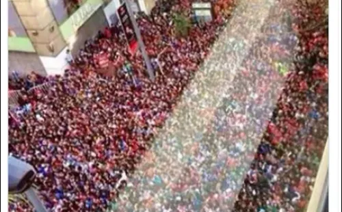 Robbie vibraba como un hincha chileno más, gracias a las fotos que le enviaba su tío