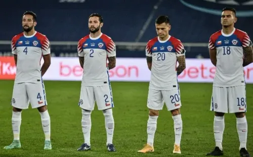 Chile frente a la posibilidad real de sólo tener jugadores que militan en América (Agencia Uno)