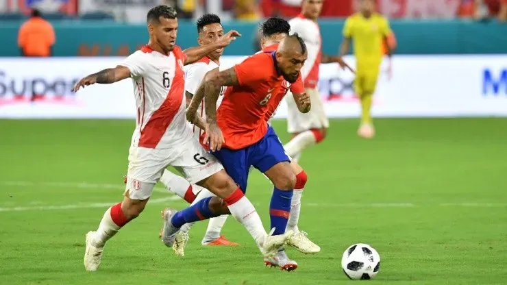 Arturo Vidal es el goleador de la selección chilena en las eliminatorias Qatar 2022